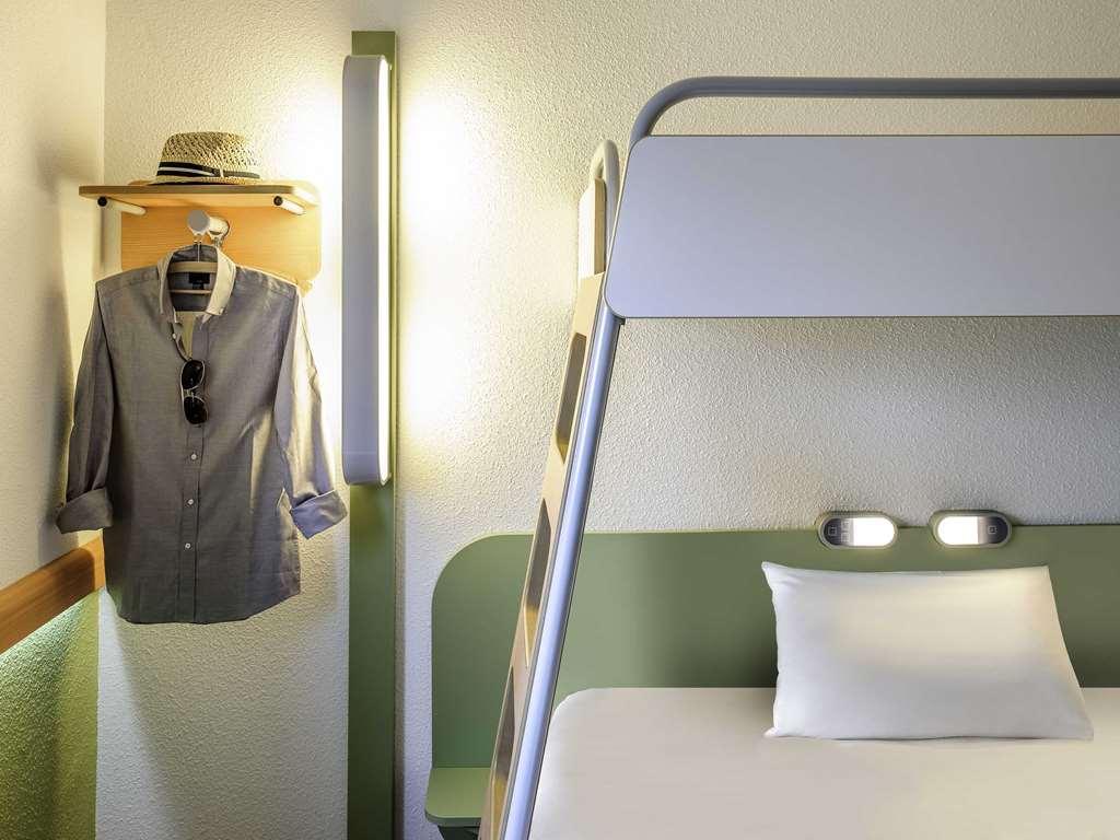Ibis Budget Concarneau Quarto foto