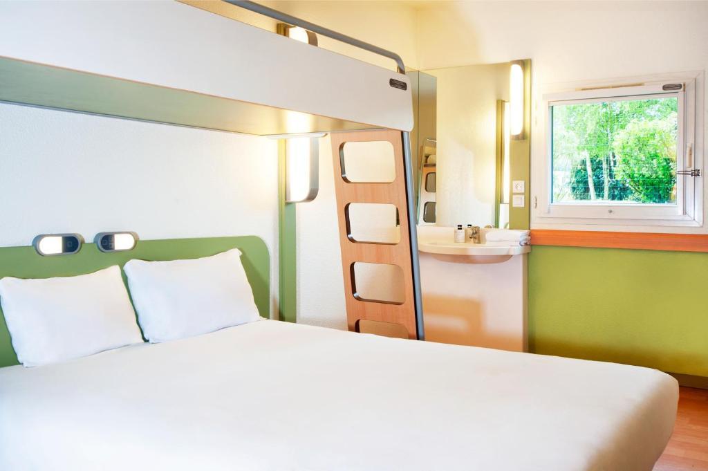 Ibis Budget Concarneau Exterior foto